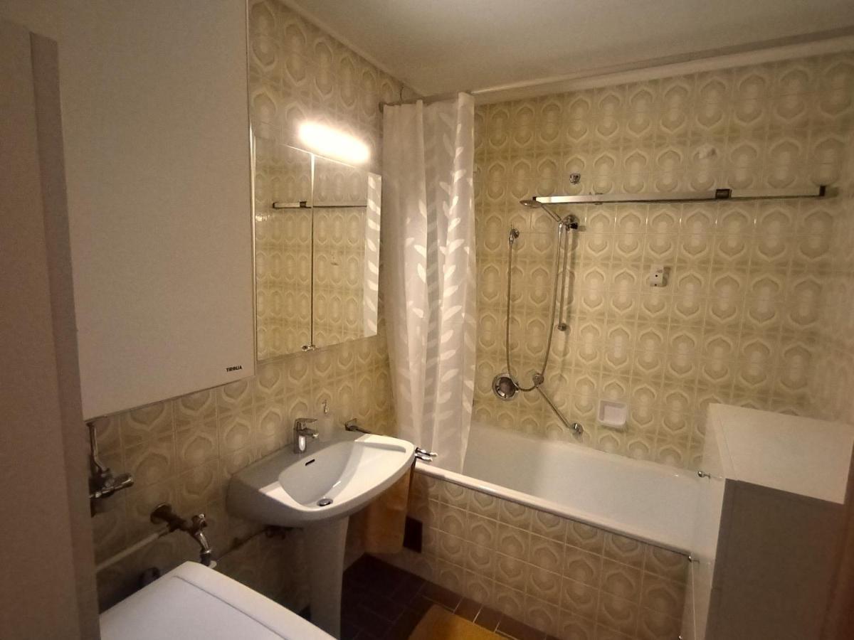 Waldeslust Warmbad Mit Balkon Und Privatem Parkplatz Villach Exterior foto