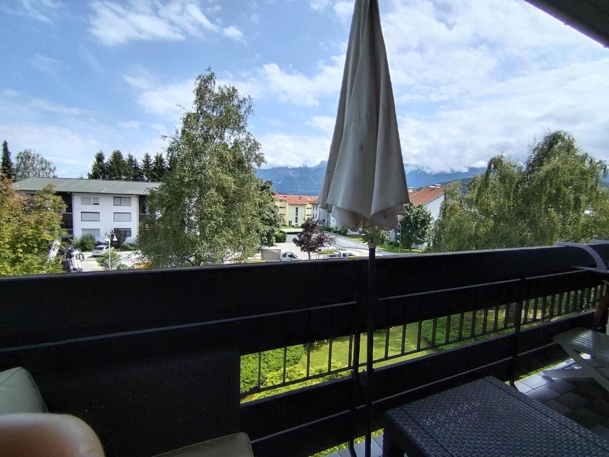 Waldeslust Warmbad Mit Balkon Und Privatem Parkplatz Villach Exterior foto