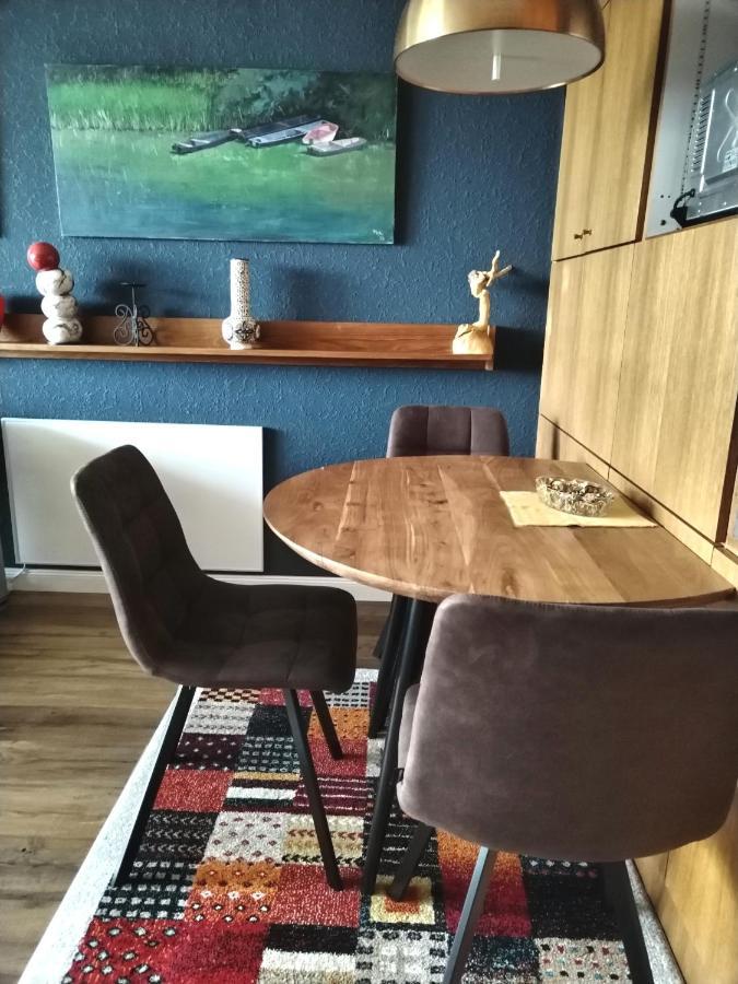 Waldeslust Warmbad Mit Balkon Und Privatem Parkplatz Villach Exterior foto