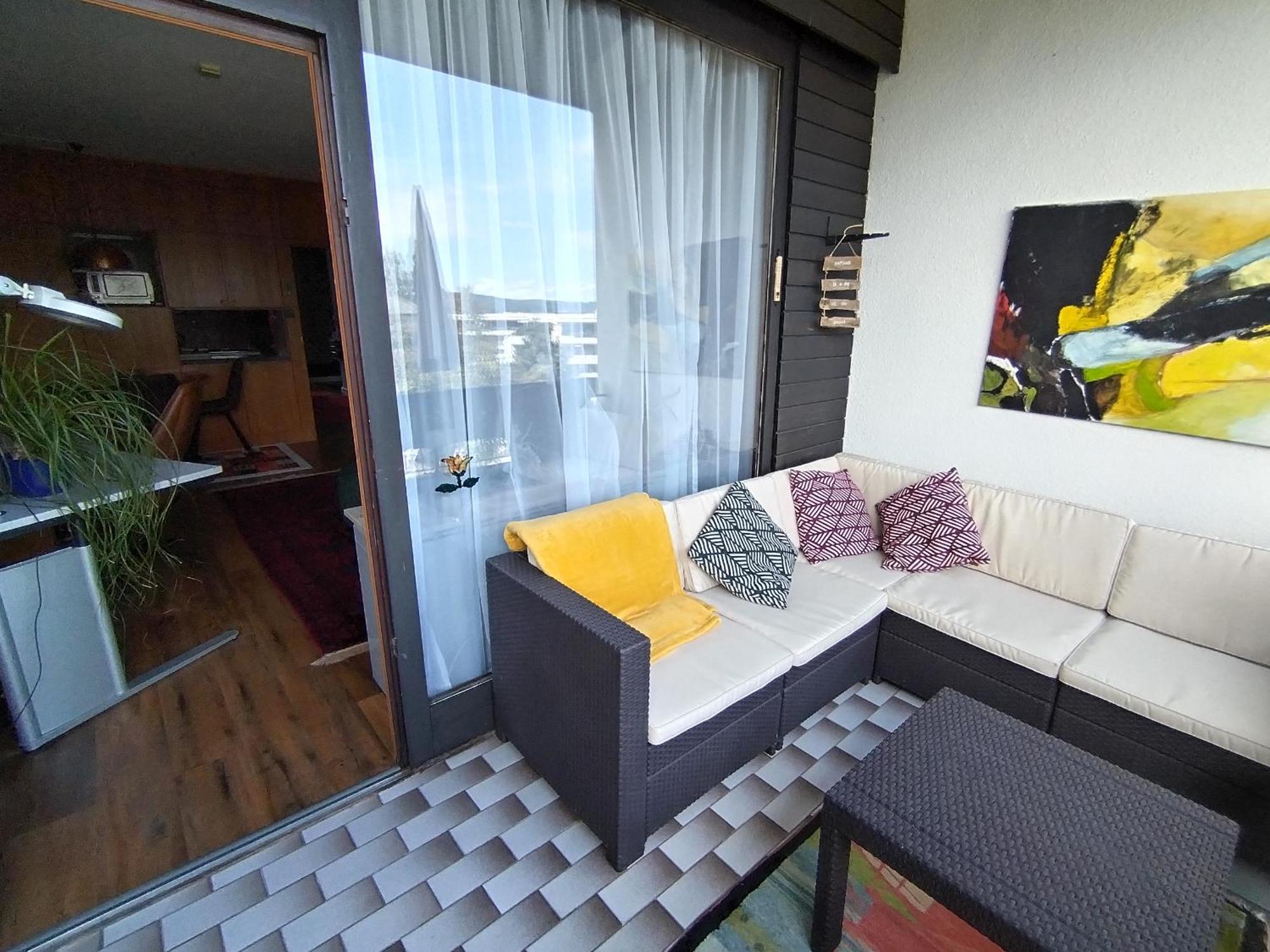 Waldeslust Warmbad Mit Balkon Und Privatem Parkplatz Villach Exterior foto