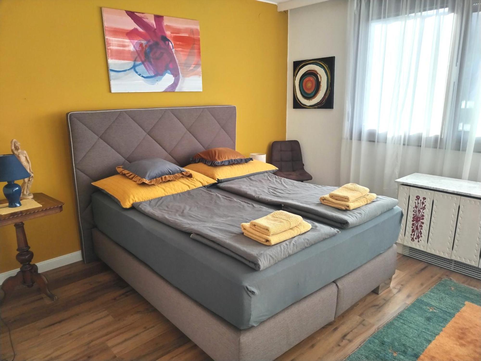 Waldeslust Warmbad Mit Balkon Und Privatem Parkplatz Villach Exterior foto